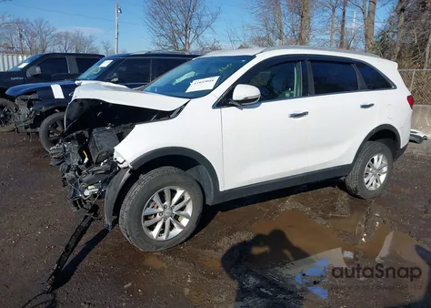 2016 Kia Sorento 2.4L Lx из США, поврежденный, VIN 5XYPG4A33GG107056